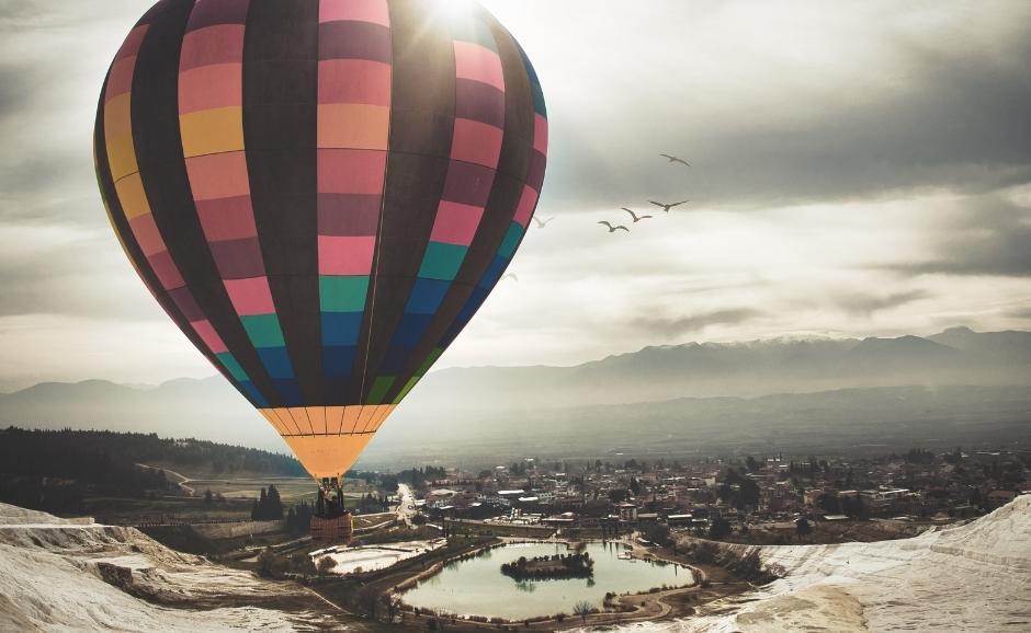 What are the holiday regions of Denizli Türkiye? 4 Hierapolis denizli balon